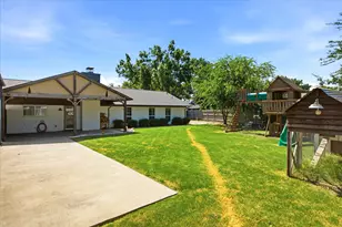 209 Diane Dr, Sanger, TX 76266 - Photo 27