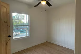 530 Sunnyside Ave, Cockrell Hill, TX 75211 - Photo 3