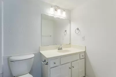 2651 Via Los Altos, Carrollton, TX 75006 - Photo 19