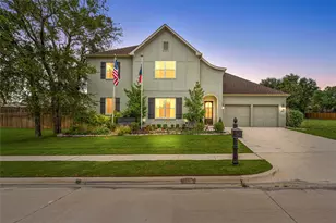 602 Sterling Dr, Benbrook, TX 76126 - Photo 1