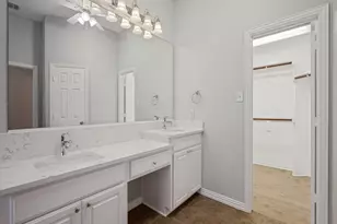 1645 Angel Falls Dr, Frisco, TX 75036 - Photo 17