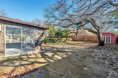6404 Simmons Road, North Richland Hills, TX 76182 - Photo 31