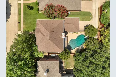 8900 High Meadows Drive, Plano, TX 75025 - Photo 35