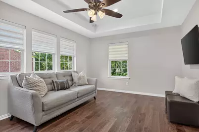 8900 High Meadows Drive, Plano, TX 75025 - Photo 23