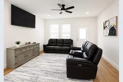 900 Marcellus Court, Arlington, TX 76011 - Photo 9