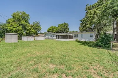748 W Redbud Drive, Hurst, TX 76053 - Photo 7