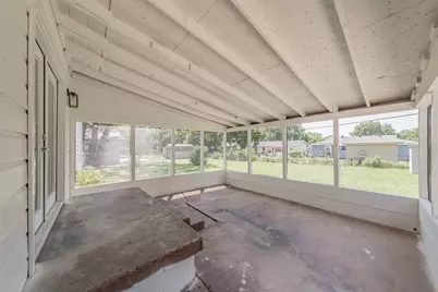 748 W Redbud Drive, Hurst, TX 76053 - Photo 11
