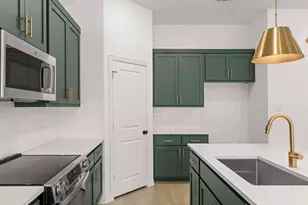 645 Tyronza Dr, Justin, TX 76247 - Photo 5