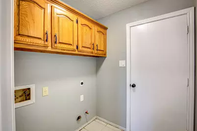 3914 Meadow Drive, Grapevine, TX 76051 - Photo 15