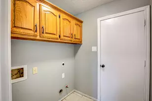 3914 Meadow Dr, Grapevine, TX 76051 - Photo 15
