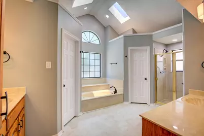 3914 Meadow Drive, Grapevine, TX 76051 - Photo 27