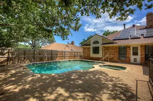 3914 Meadow Dr, Grapevine, TX 76051 - Photo 37