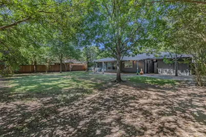 633 N McKown Avenue, Sherman, TX 75092 - Photo 35