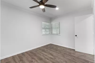 633 N McKown Avenue, Sherman, TX 75092 - Photo 19