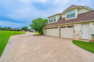 710 Corsica Ct, Argyle, TX 76226 - Photo 11