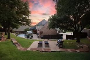 805 Lake Breeze Dr, Highland Village, TX 75077 - Photo 9