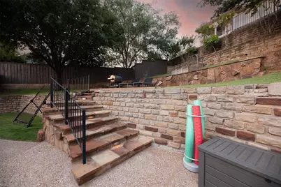 805 Lake Breeze Drive, Highland Village, TX 75077 - Photo 7