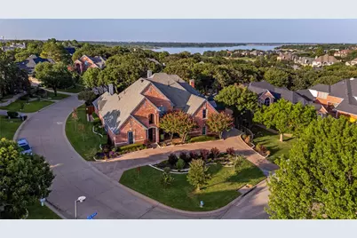 801 Shady Bend Court, Highland Village, TX 75077 - Photo 33