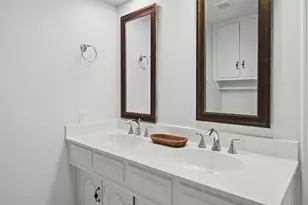 10504 Berry Knoll Dr, Dallas, TX 75230 - Photo 13