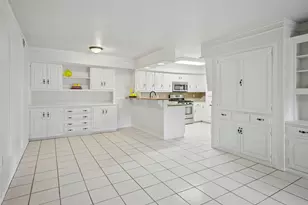 10504 Berry Knoll Dr, Dallas, TX 75230 - Photo 5