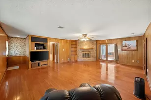 313 Wesley, Corsicana, TX 75110 - Photo 9