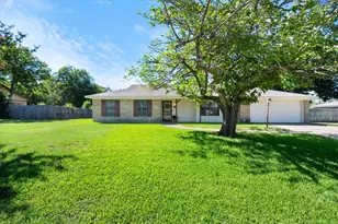 313 Wesley, Corsicana, TX 75110 - Photo 1