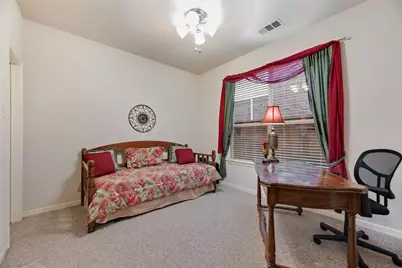 1660 Meadows Avenue, Lantana, TX 76226 - Photo 19