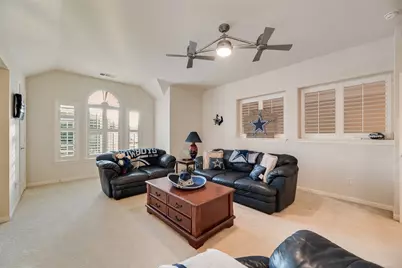 1660 Meadows Avenue, Lantana, TX 76226 - Photo 27
