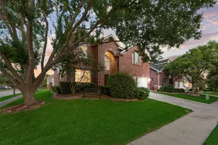 1660 Meadows Ave, Lantana, TX 76226 - Photo 3