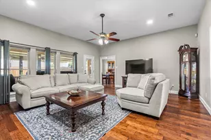 241 Raintree Dr, Highland Village, TX 75077 - Photo 9
