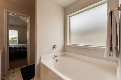 1621 Brookleaf Drive, Arlington, TX 76018 - Photo 21