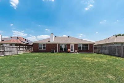 1621 Brookleaf Drive, Arlington, TX 76018 - Photo 25
