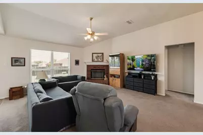 1621 Brookleaf Drive, Arlington, TX 76018 - Photo 3