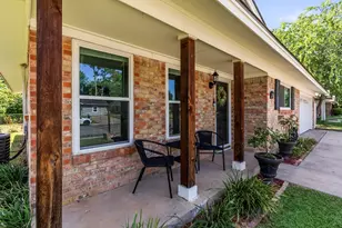 2106 McCormick St, Denton, TX 76205 - Photo 3