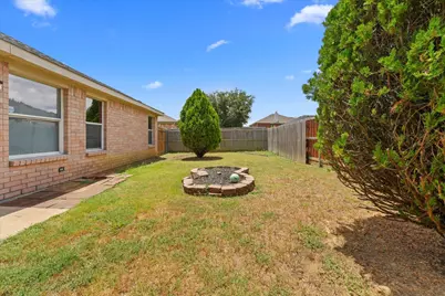 5311 Freestone Drive, Grand Prairie, TX 75052 - Photo 5