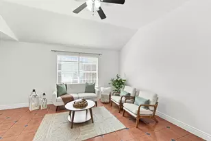 2534 Las Villas Ave, Dallas, TX 75211 - Photo 7