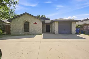 2534 Las Villas Ave, Dallas, TX 75211 - Photo 23