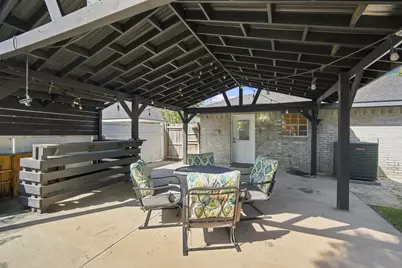 2534 Las Villas Avenue, Dallas, TX 75211 - Photo 21