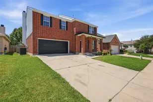 7104 Starwood Dr, Fort Worth, TX 76137 - Photo 3