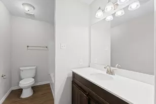 429 Johnson St, Longview, TX 75602 - Photo 11