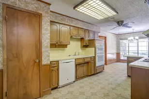 3410 Woodford Dr, Arlington, TX 76013 - Photo 19