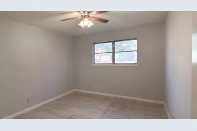 1125 Valley View Drive, Hurst, TX 76053 - Photo 7