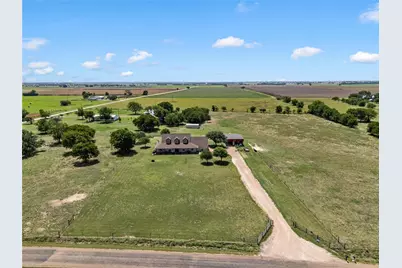 2765 Pleasant Run Road, McGregor, TX 76657 - Photo 37