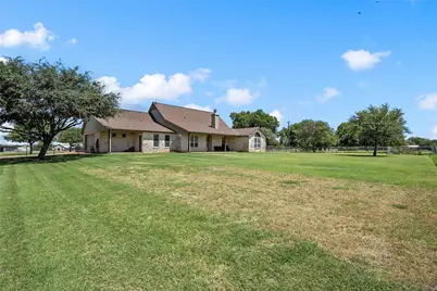 2765 Pleasant Run Road, McGregor, TX 76657 - Photo 27