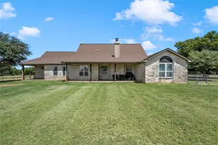 2765 Pleasant Run Rd, McGregor, TX 76657 - Photo 33