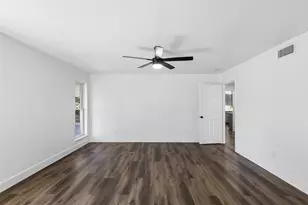 7504 Canyon Crest Ct, Fort Worth, TX 76179 - Photo 15