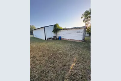 430 Henry Street, Dublin, TX 76446 - Photo 9