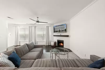 4039 Congress Avenue #201, Dallas, TX 75219 - Photo 5
