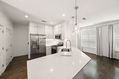 4039 Congress Avenue #201, Dallas, TX 75219 - Photo 7