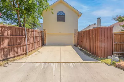 1812 Canoe Way, Carrollton, TX 75010 - Photo 37